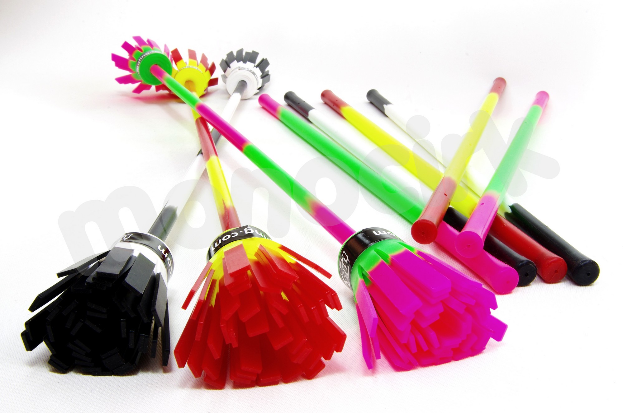 bâton du diable Play flower power fibre de verre Nantes MONOCIRK